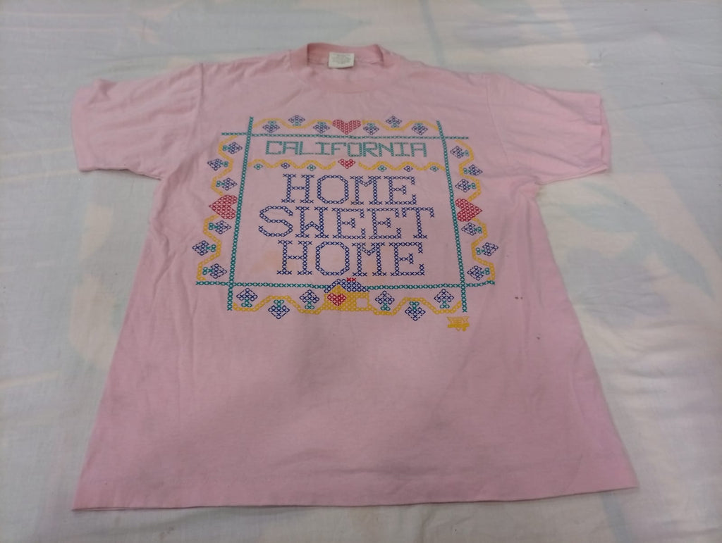 Vintage Single Stitch T-Shirts Bundle in mixed sizes and colours. Grade B/C. 