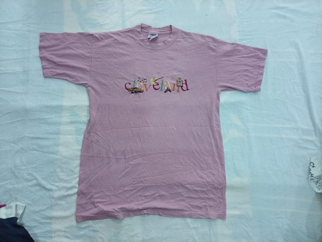 Vintage Single Stitch T-Shirts Bundle in mixed sizes and colours. Grade B/C. 