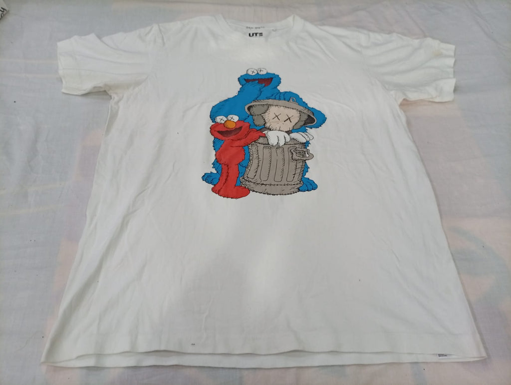 Vintage Single Stitch T-Shirts Bundle in mixed sizes and colours. Grade B/C.
