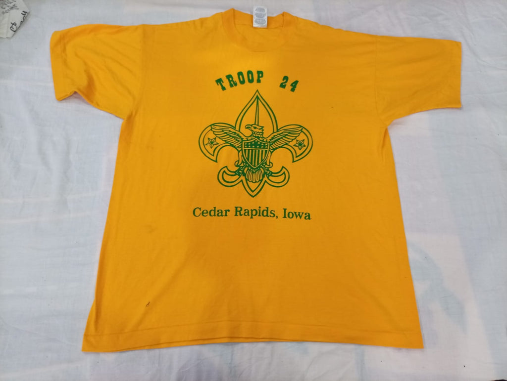 Vintage Single Stitch T-Shirts Bundle in mixed sizes and colours. Grade B/C.