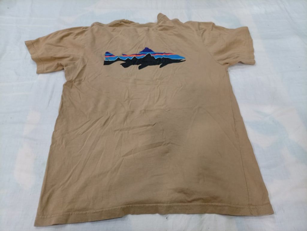 Vintage Patagonia T-Shirts Bundle in mixed sizes and colours. Grade A/B/C. 