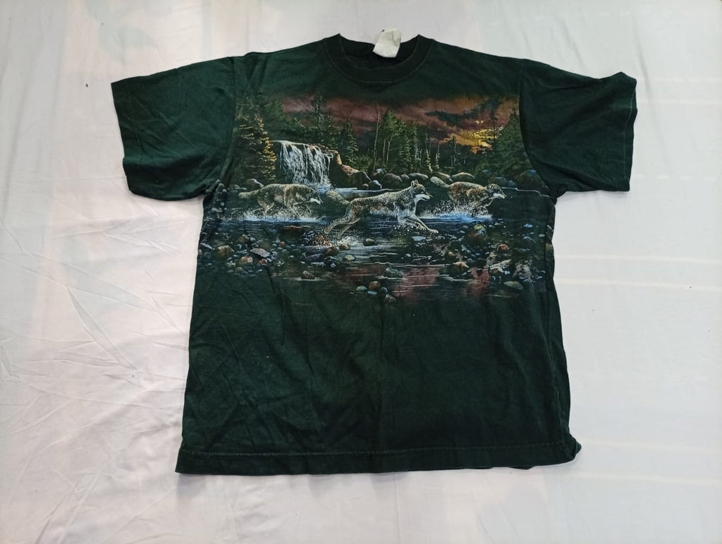  Vintage Single Stitch T-Shirts Bundle in  mixed sizes and colours, Grade B/C.