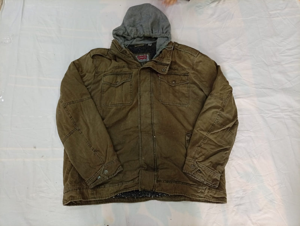 Vintage Levi's Jackets Bundle in mixed sizes and colours. Grade B/C.