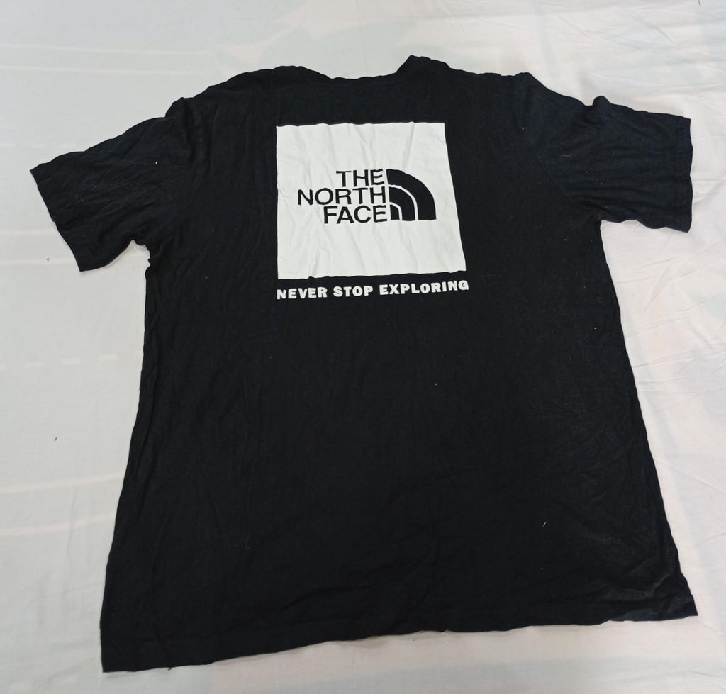 Vintage The North Face T-Shirts Bundle in  mixed sizes and colours, Grade A/B/C.