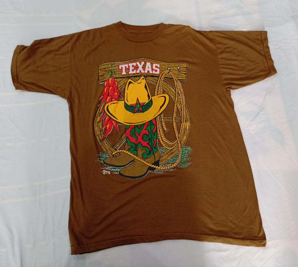 Vintage Single Stitch T-Shirts Bundle in  mixed sizes and colours, Grade A/B/C.