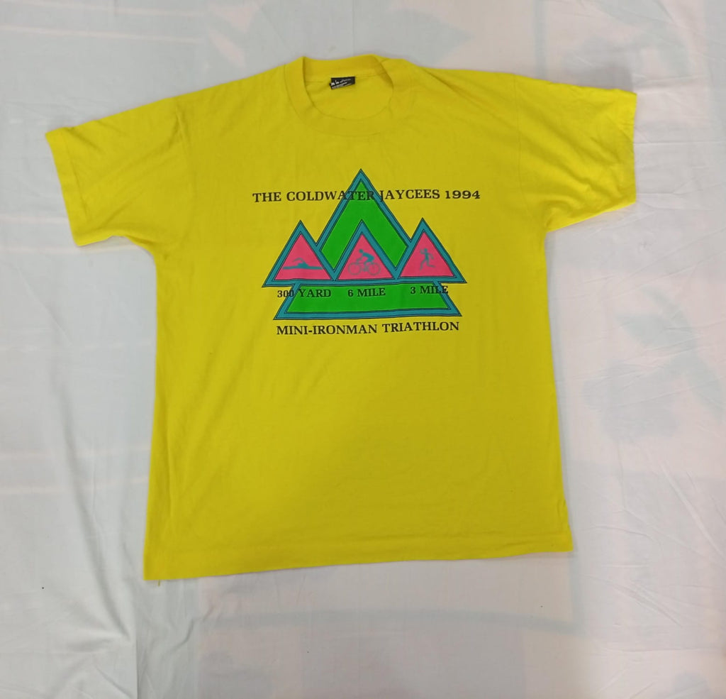 Vintage Single Stitch T-Shirts Bundle in mixed sizes and colours. Grade A/B/C. 
