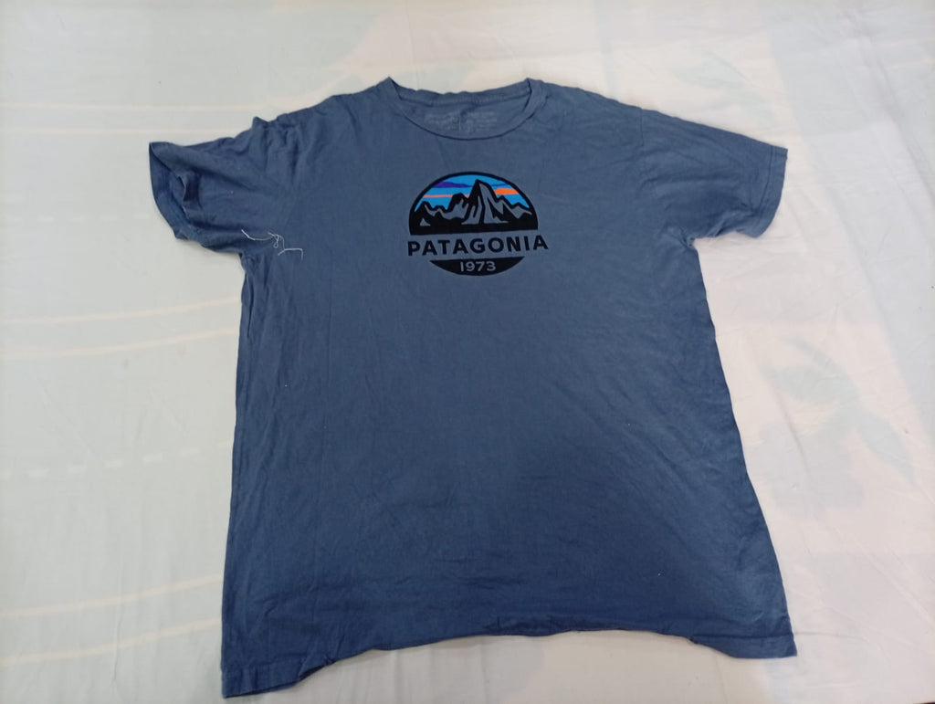Vintage Patagonia T-Shirts Bundle in  mixed sizes and colours, Grade A/B/C.