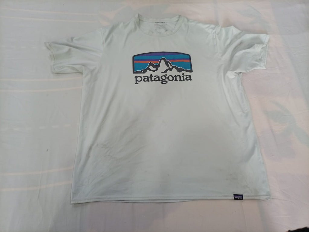Vintage Patagonia T-Shirts Bundle in  mixed sizes and colours, Grade A/B/C.