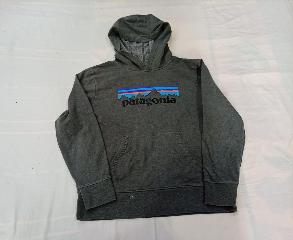 Vintage Patagonia Mix Bundle in  mixed sizes and colours, Grade A/B/C.