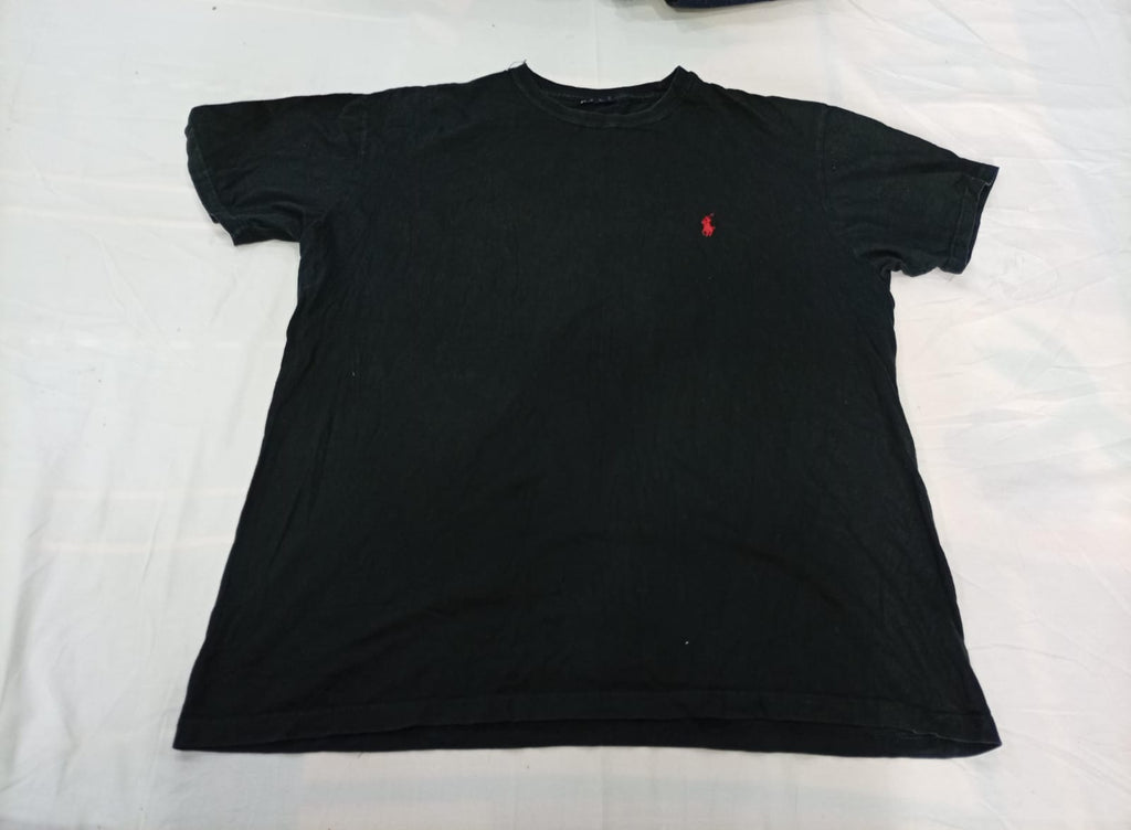 Vintage Polo T-Shirts Bundle in  mixed sizes and colours, Grade A/B/C.