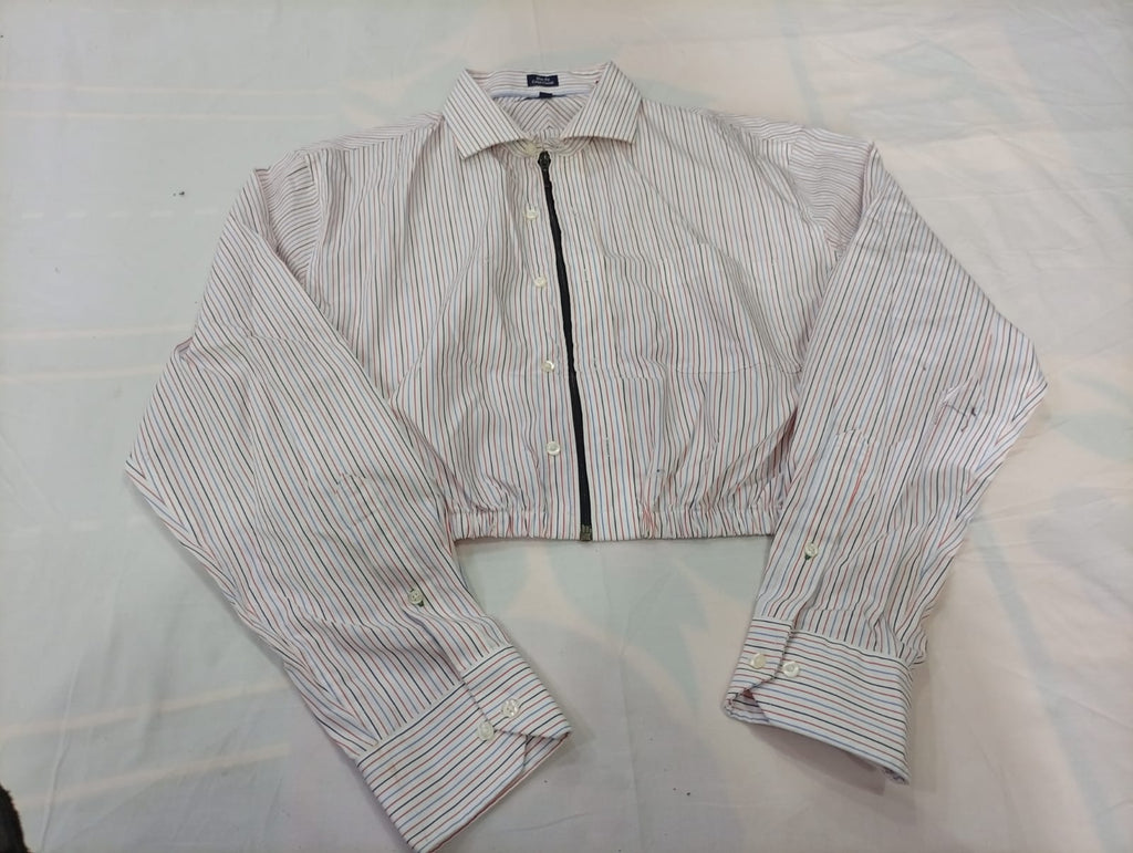 Upcycled Mix Branded Crop Shirts Bundle in mixed sizes and colours. Grade A/B/C. 