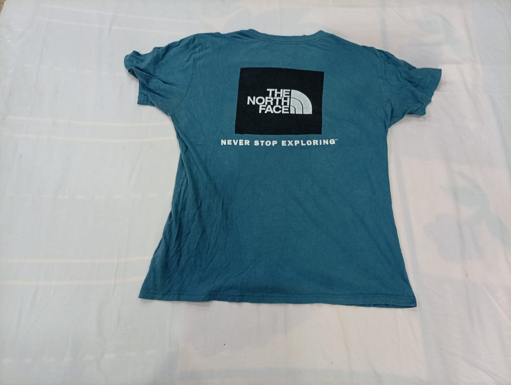 Vintage The North Face T-Shirts Bundle in mixed sizes and colours. Grade A/B/C. 