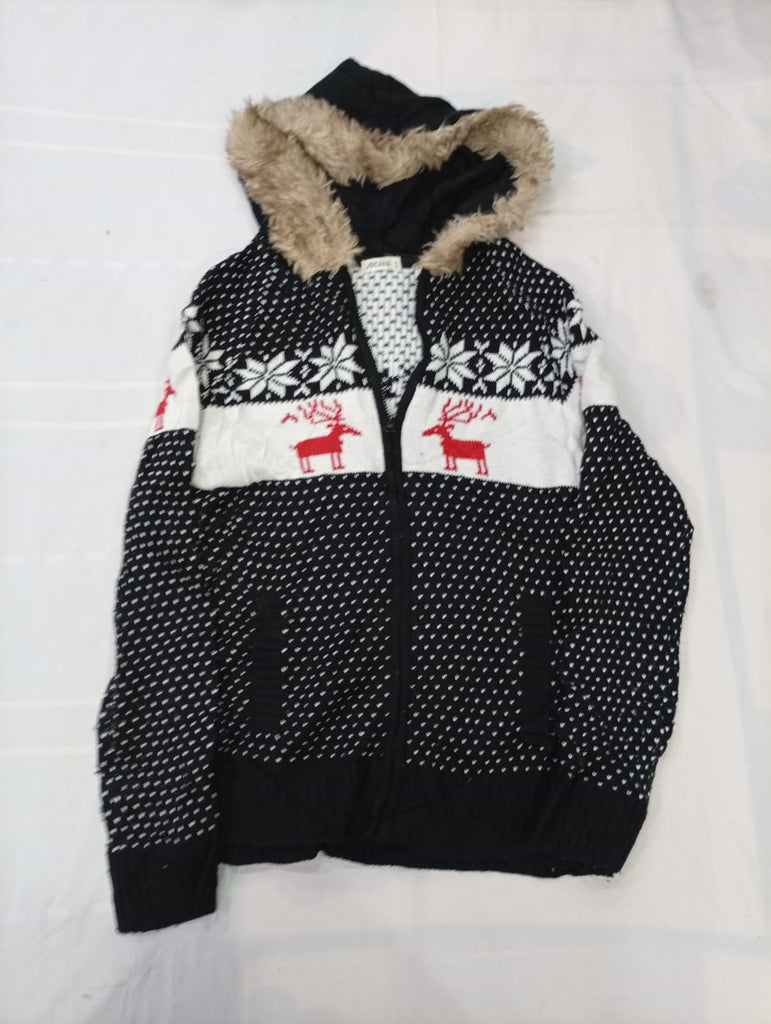 Christmas Sweaters Bundle in mixed sizes and colours. Grade A/B/C. 