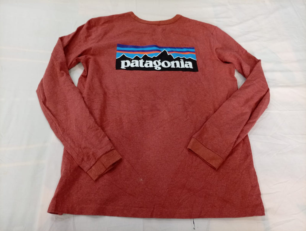 Vintage Patagonia T-Shirts Bundle in  mixed sizes and colours, Grade A/B/C.