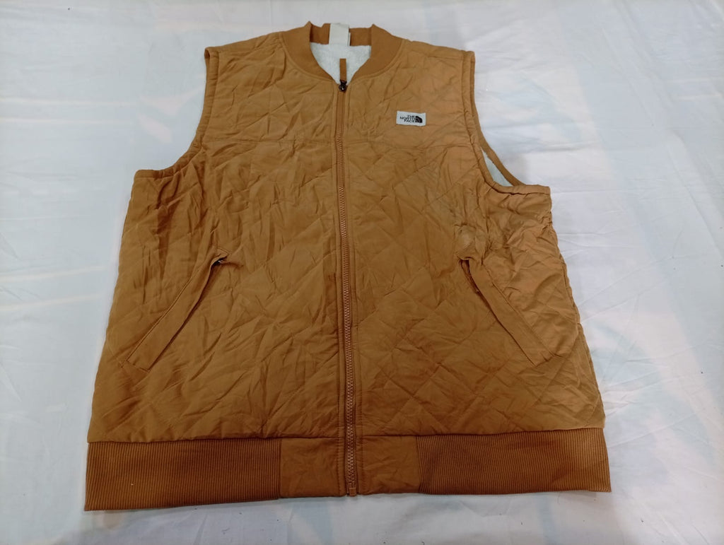 Vintage The North Face Jackets Bundle  in mixed sizes and colours, Grade A/B.