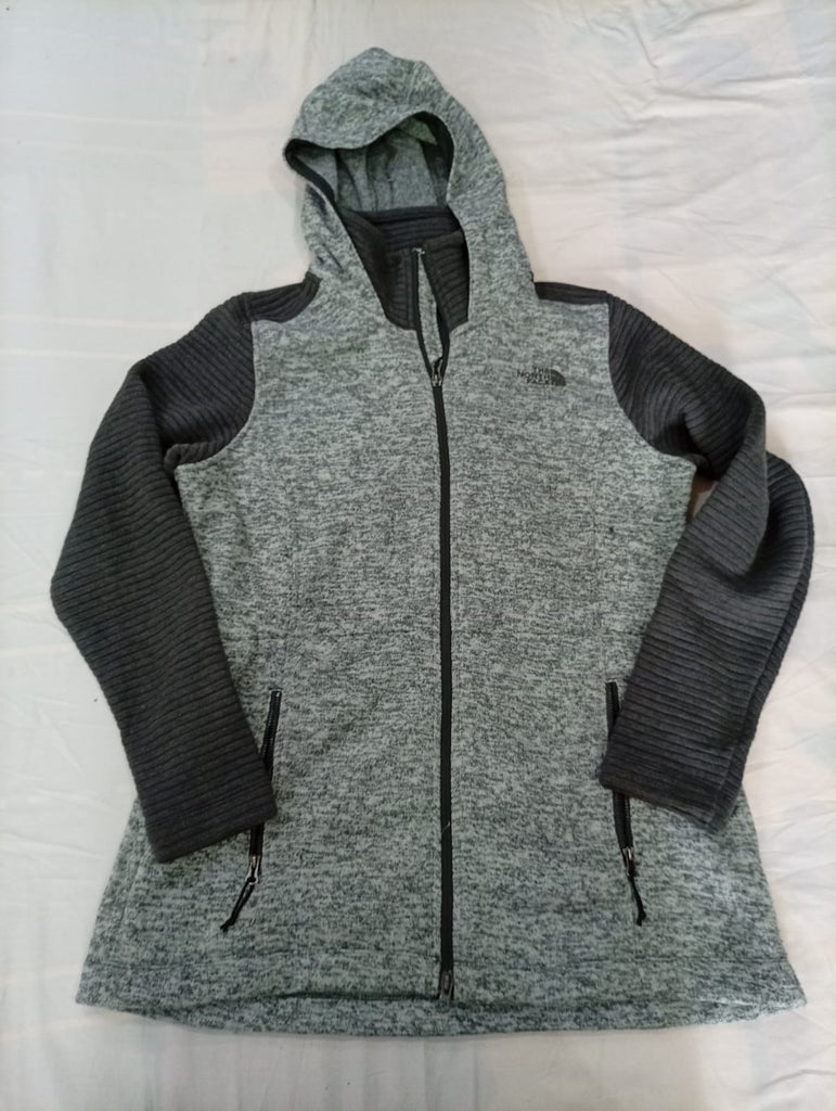 Vintage The North Face Jackets Bundle in mixed sizes and colours. Grade A/B.