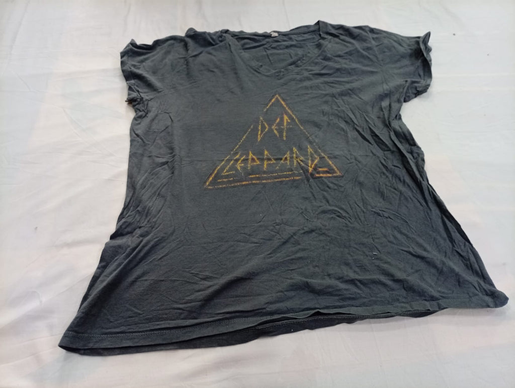 Vintage Music T-Shirts Bundle in mixed sizes and colours. Grade B/C.