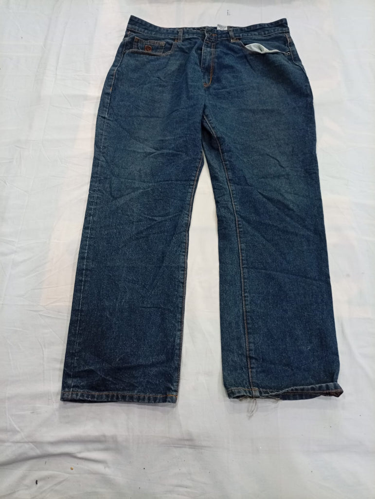 Vintage Designer Men Jeans Bundle in mixed sizes and colours. Grade B/C.