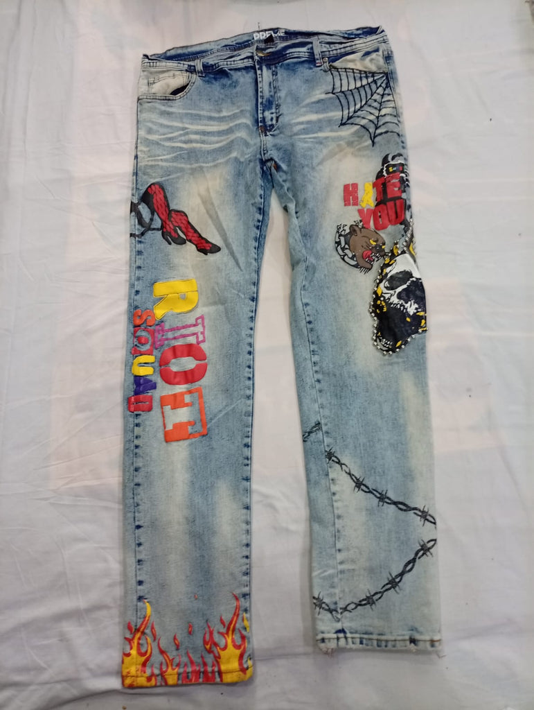 Vintage Designer Men Jeans Bundle in mixed sizes and colours. Grade B/C.