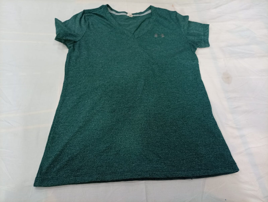  Under Armour T-Shirts Bundle in mixed sizes and colours. Grade A/B/C.