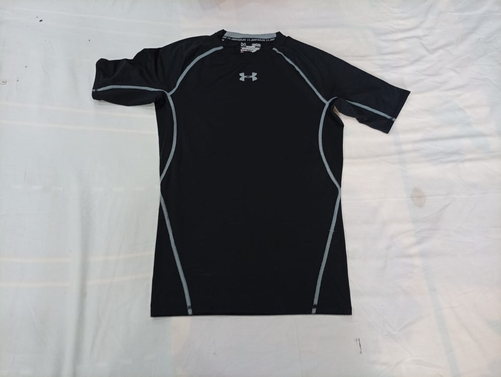  Under Armour Sports T-Shirts Bundle in mixed sizes and colours. Grade A/B/C.