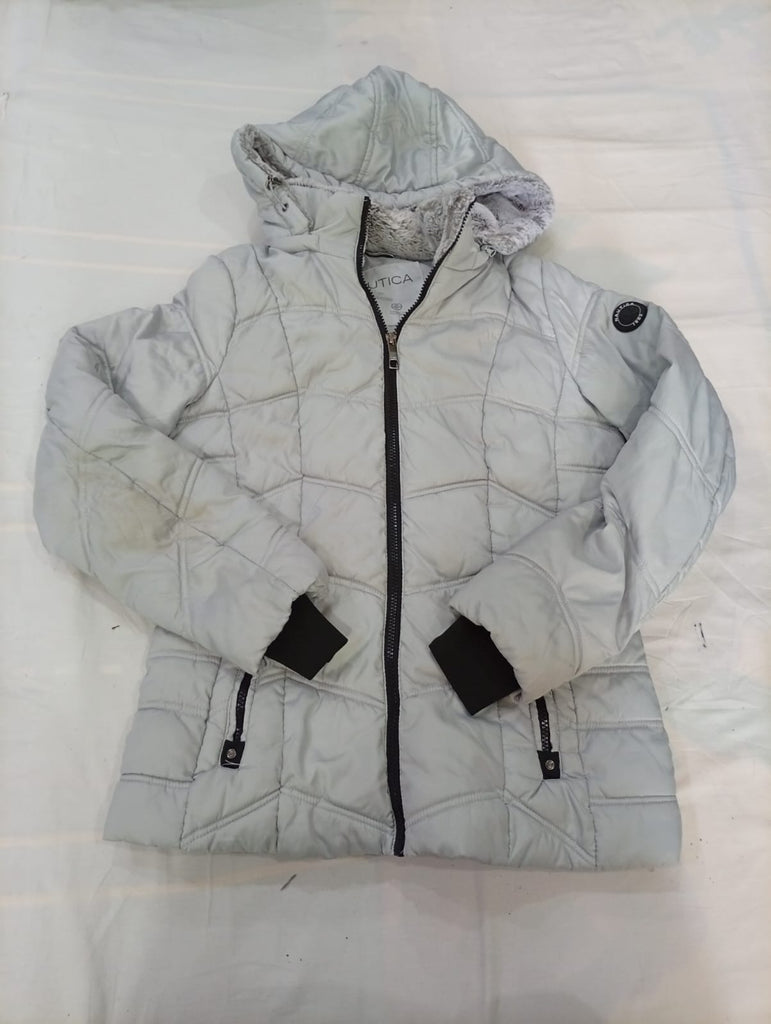 Vintage Mix Branded Jackets Bundle in mixed sizes and colours. Grade A/B/C.