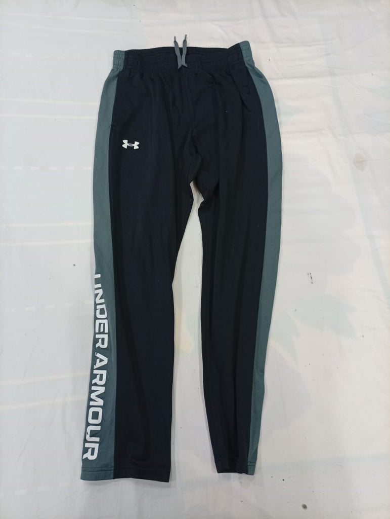 Under Armour Mix Bundle in mixed sizes and colours. Grade A/B/C.
