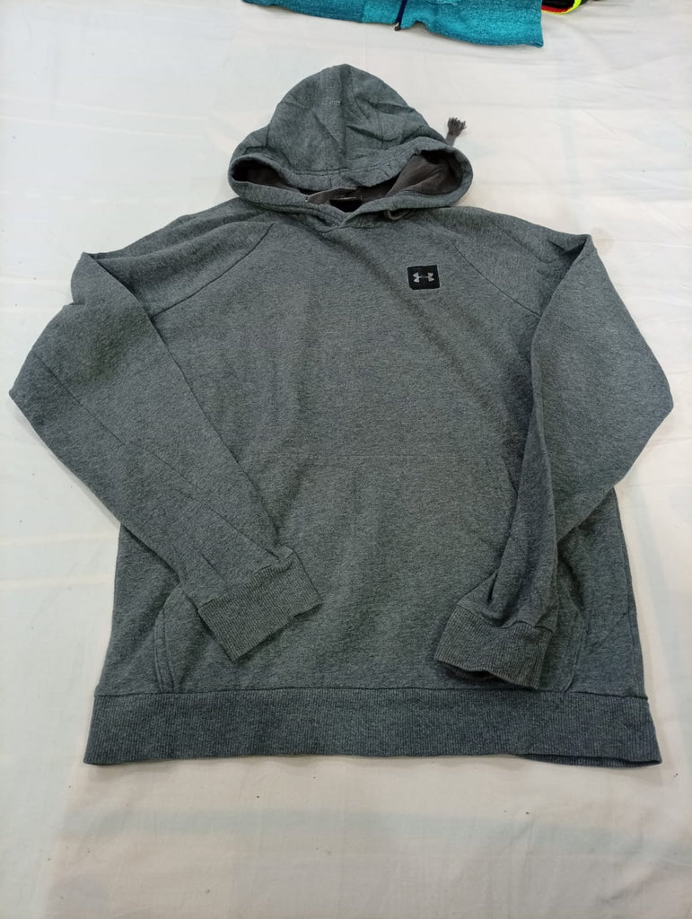 Under Armour Hoodies Bundle  in mixed sizes and colours, Grade A/B/C.