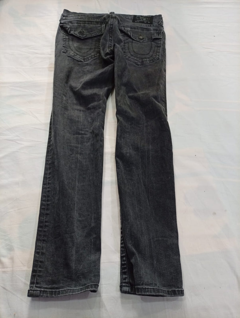 Vintage True Religion Men Jeans Bundle in mixed sizes and colours. Grade B/C.