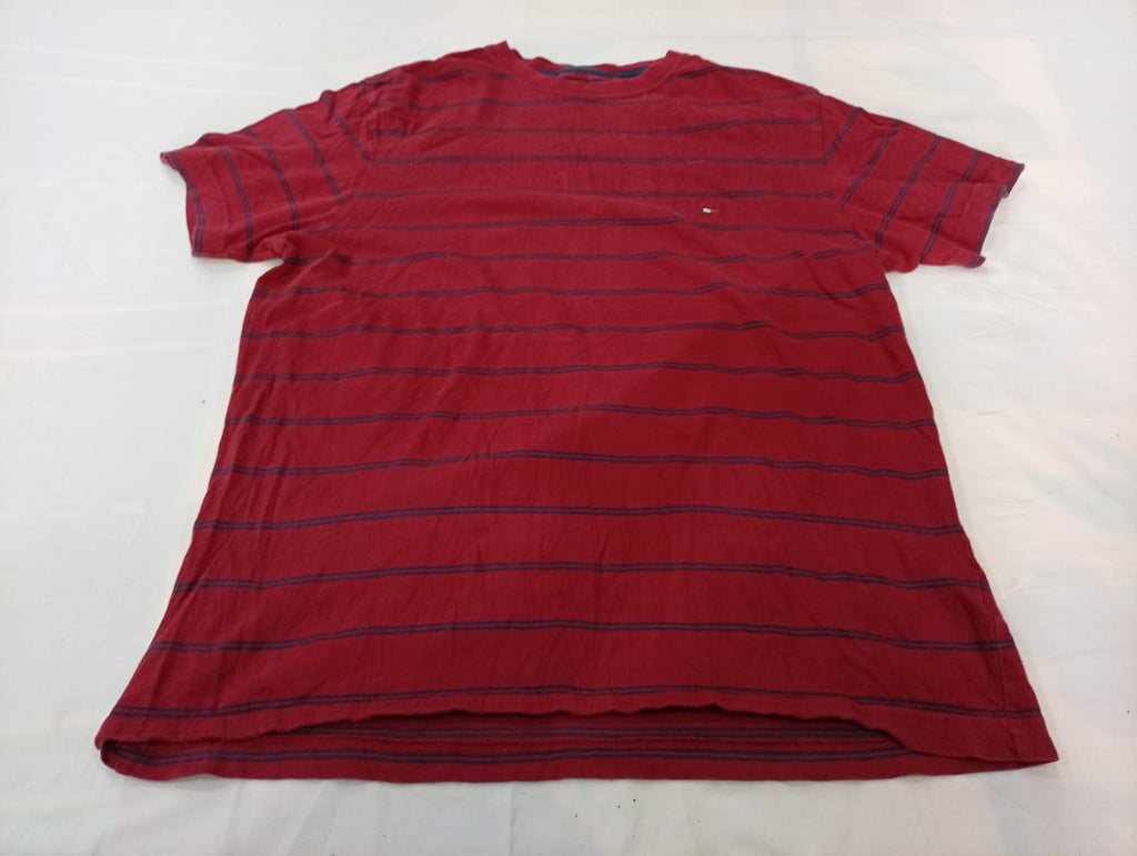 Vintage Tommy Hilfiger T-Shirts Bundle  in mixed sizes and colours, Grade B/C.