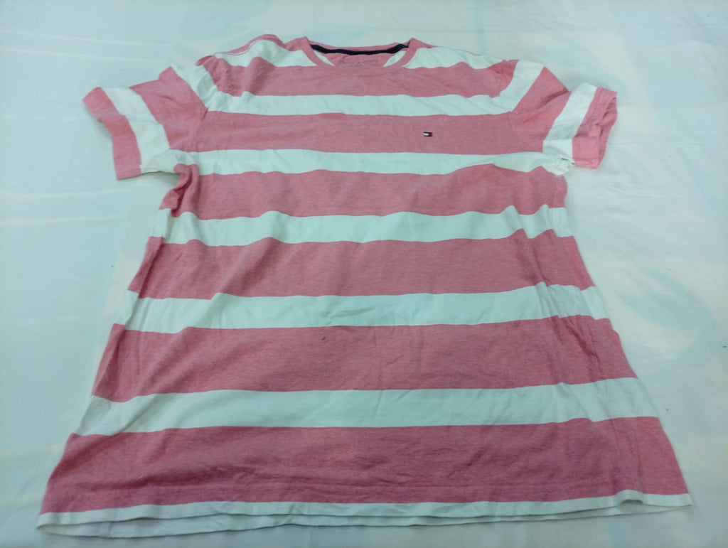 Vintage Tommy Hilfiger T-Shirts Bundle  in mixed sizes and colours, Grade B/C.