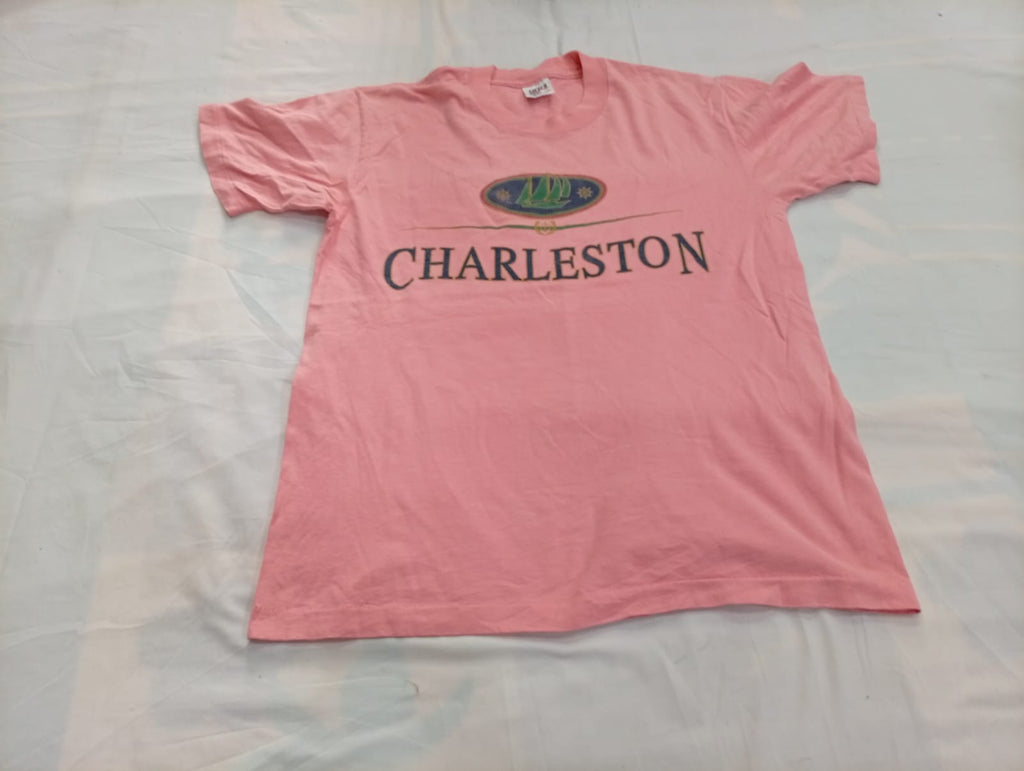 Vintage Single Stitch T-Shirts Bundle  in mixed sizes and colours, Grade B/C.