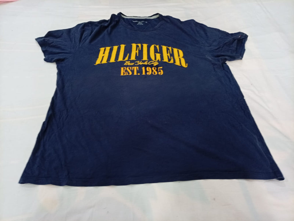 Vintage Tommy Hilfiger T-Shirts Bundle  in mixed sizes and colours, Grade B/C.