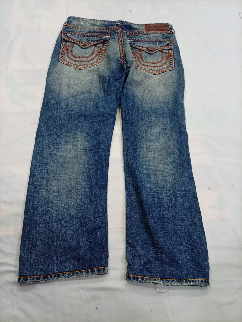 Vintage True Religion Men Jeans Bundle in mixed sizes and colours. Grade B/C.