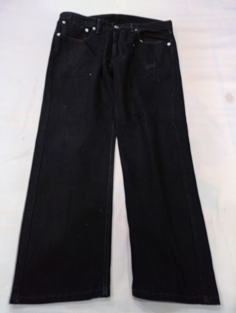 Vintage Levi's Men Jeans Bundle  in mixed sizes and colours, Grade A/B/C.