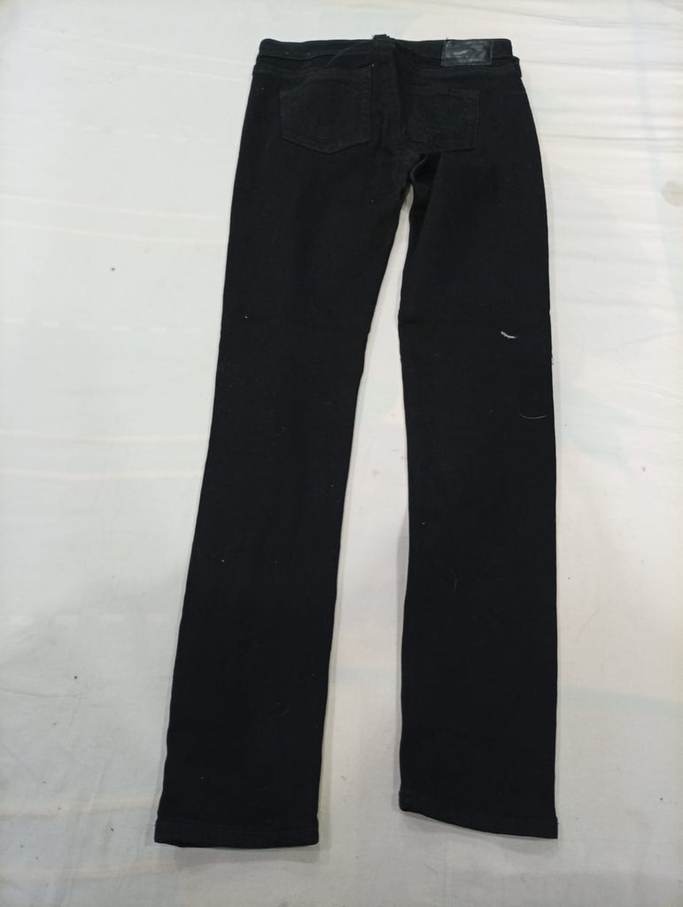  Vintage True Religion Flare and Straight Jeans  in mixed sizes and colours, Grade A/B/C.