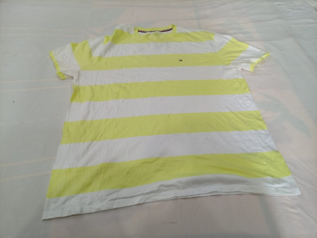 Vintage Tommy Hilfiger T-Shirts Bundle  in mixed sizes and colours, Grade A/B/C.