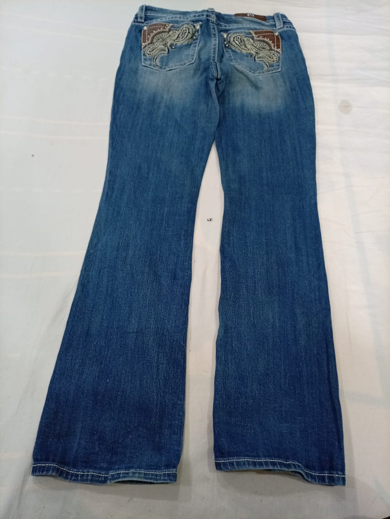 Vintage Miss Me Flare Jeans Bundle  in mixed sizes and colours, Grade A/B/C.