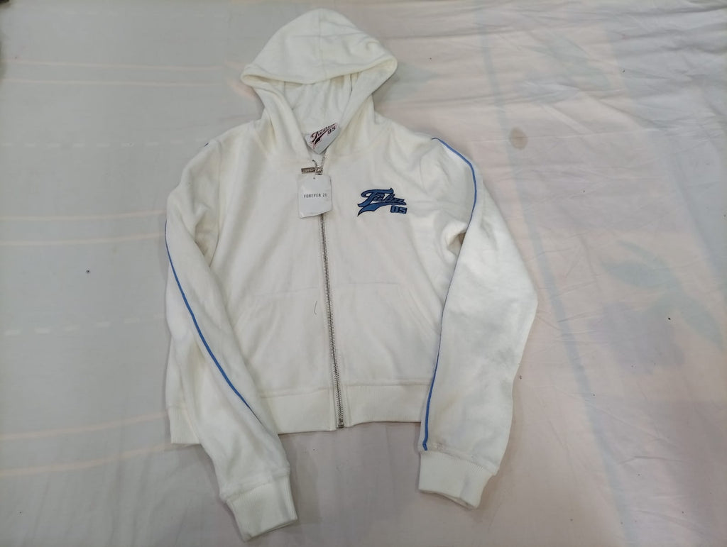 Vintage Mix Branded Jackets Bundle  in mixed sizes and colours, Grade B/C.