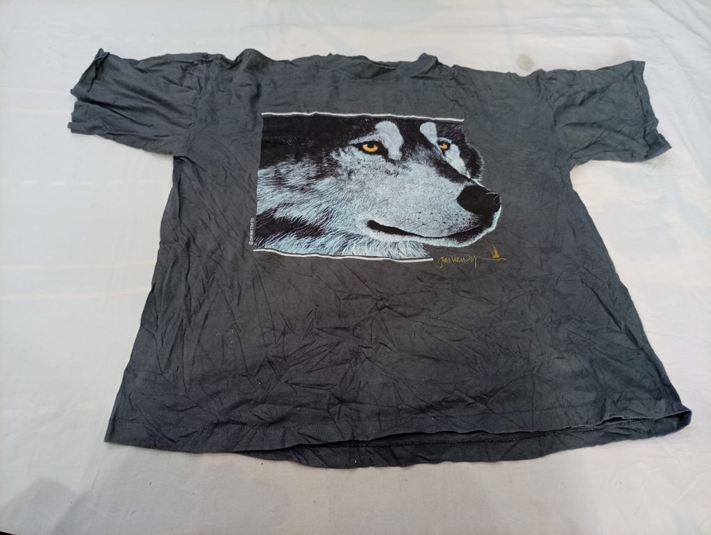 Vintage Single Stitch T-Shirts Bundle  in mixed sizes and colours, Grade A/B/C.