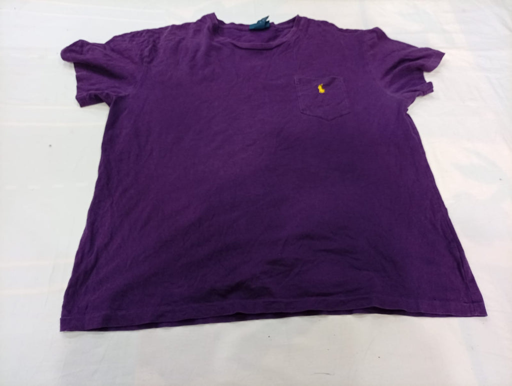 Vintage Single Stitch T-Shirts Bundle in mixed sizes and colours. Grade A/B/C.