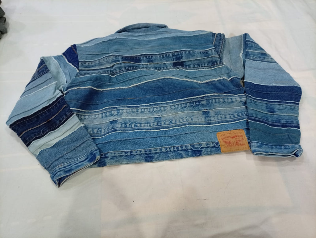 Upcycled Levi's Belted Jackets Bundle in mixed sizes and colours. Grade A/B/C.