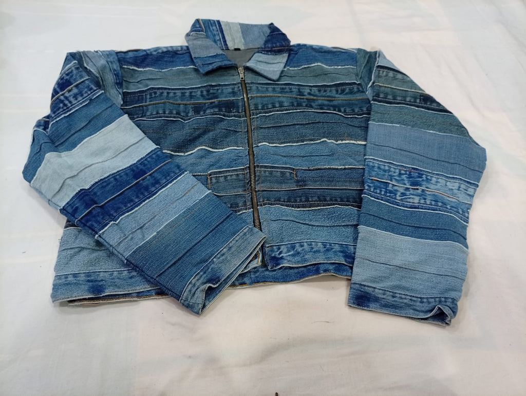 Upcycled Levi's Belted Jackets Bundle in mixed sizes and colours. Grade A/B/C.