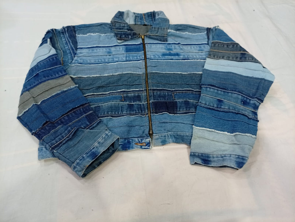 Upcycled Levi's Belted Jackets Bundle in mixed sizes and colours. Grade A/B/C.