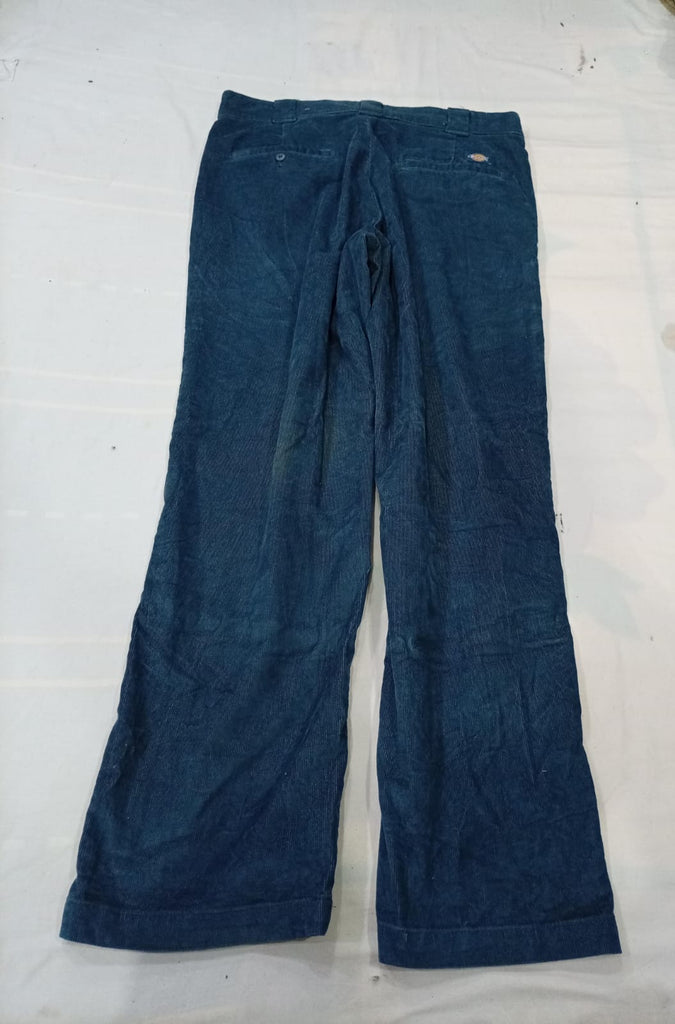 Vintage Dickies Mix Bundle in mixed sizes and colours. Grade A/B/C.
