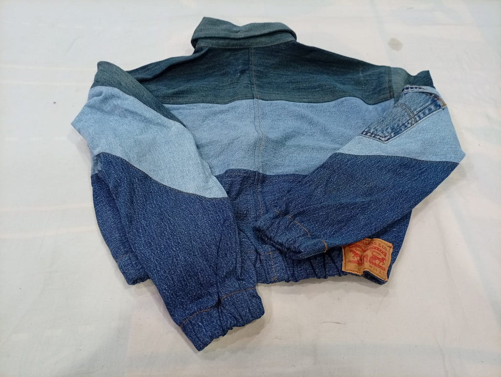 Upcycled Levi's Crop Jackets Bundle in mixed sizes and colours. Grade A/B/C.