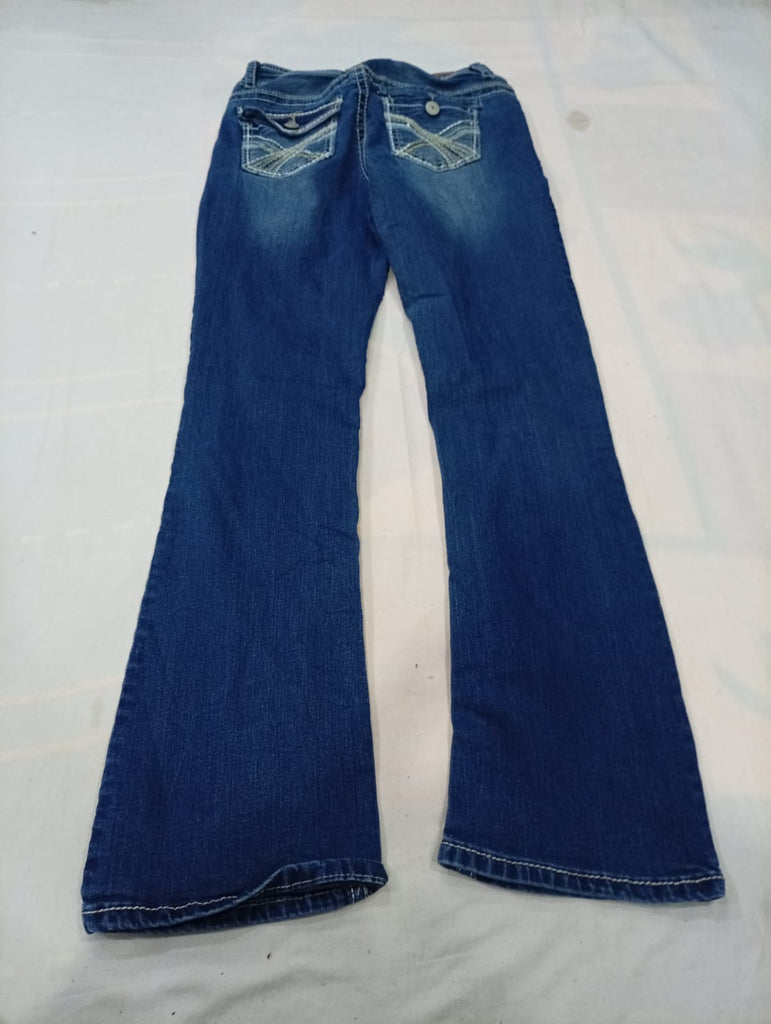 Flare Jeans Bundle in mixed sizes and colours. Grade A/B/C.