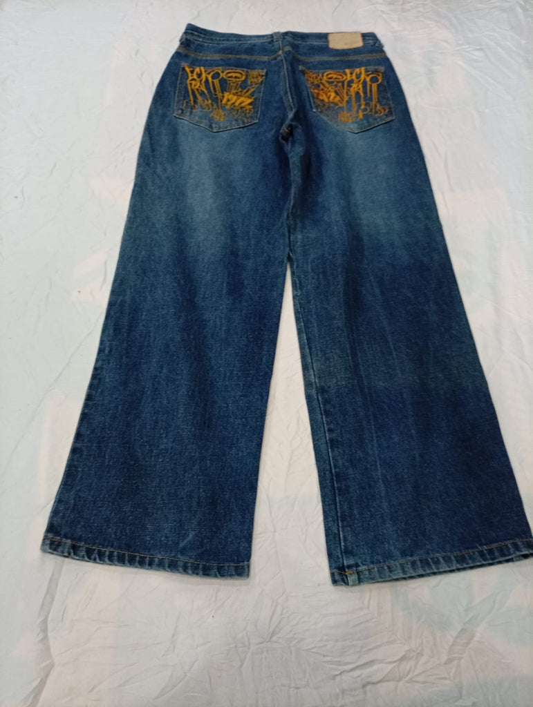 Vintage Designer Men Jeans Bundle  in mixed sizes and colours, Grade B/C.