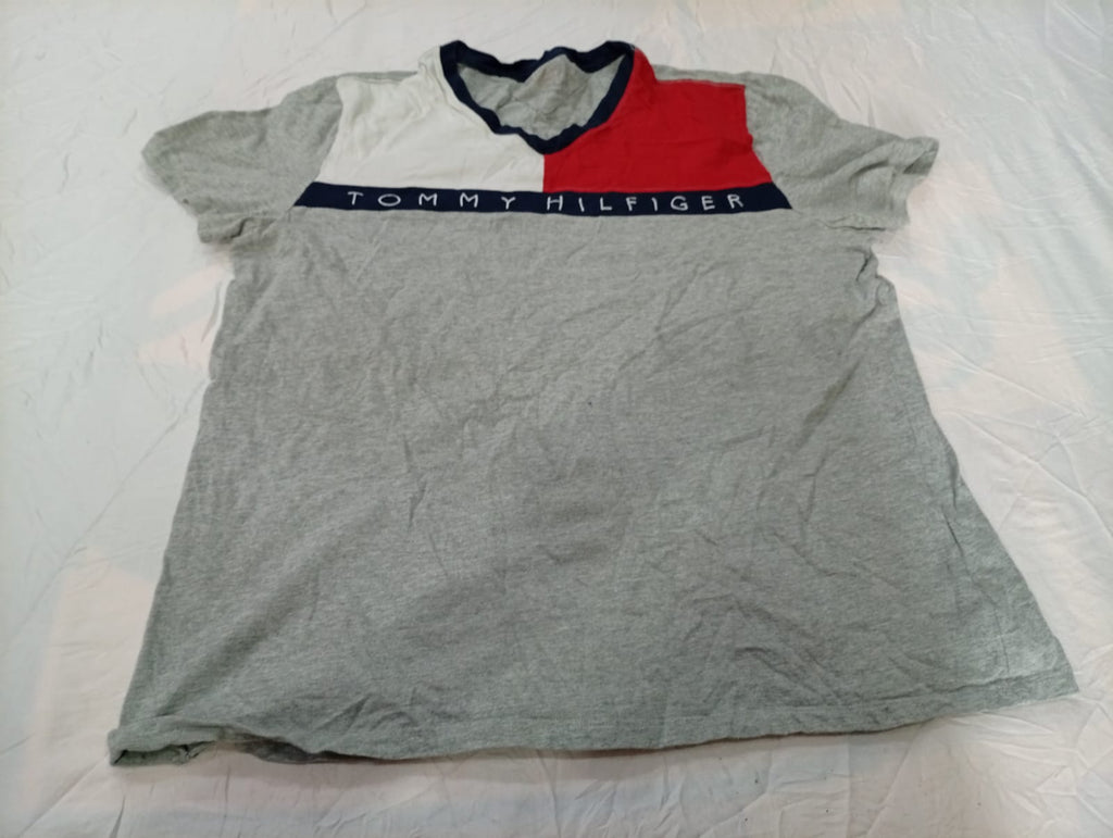 Vintage Tommy Hilfiger and Lacoste T-Shirts Bundle  in mixed sizes and colours, Grade B/C.