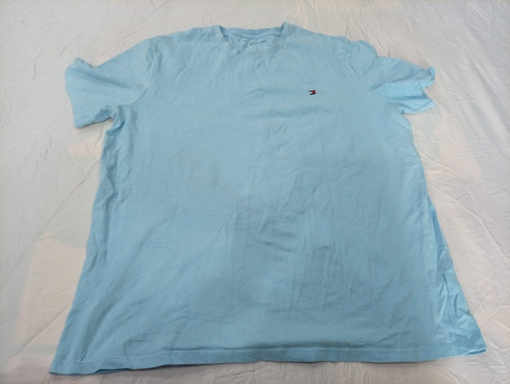 Vintage Tommy Hilfiger and Lacoste T-Shirts Bundle  in mixed sizes and colours, Grade B/C.
